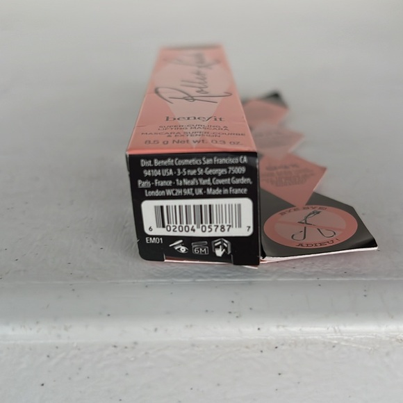 Benefit black roller lash mascara super curling and lifting 0.3 ounce full size - Picture 3 of 3